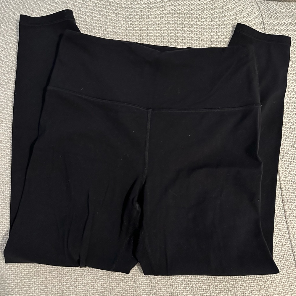 Ultra high rise elation 7/8 black athleta size medium tights